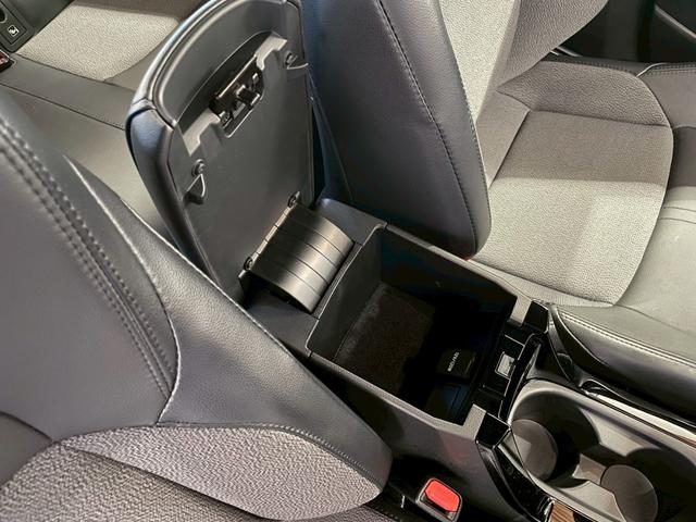 カローラクロス ハイブリッド　Ｚ　ワンオーナー　禁煙車　メーカーディスプレイオーディオ　全方位モニター　ＢＳＭ　ＥＴＣ　前後ドラレコ　パワーシート　パワーバックドア　クルコン　ＬＥＤヘッドライト　Ｂｌｕｅｔｏｏｔｈ　ＤＶＤ　ＣＤ（53枚目）