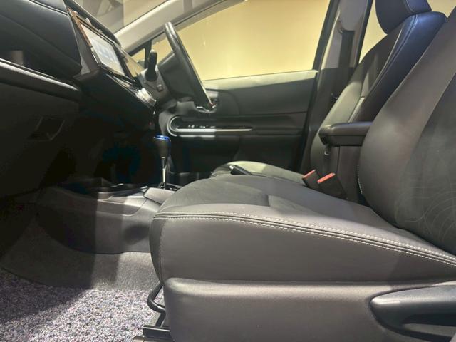 アクア Gブラックソフトレザーセレクション 禁煙車 純正8インチナビ バックカメラ ETC クルーズコントロール オートハイビーム LED 電格ミラー シートヒーター フルセグTV CD DVD Bluetooth(52枚目)
