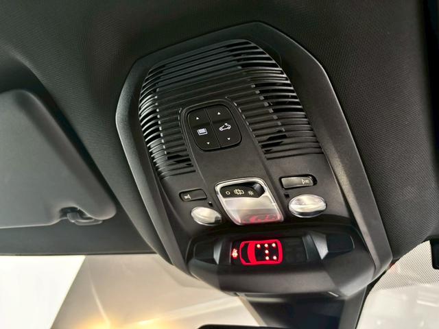 5008 GT ブルーHDi 禁煙車 メーカーDA バックカメラ ETC クルコン オートハイビーム LED パワーバックドア パワーシート パノラミックサンルーフ BSM パドルシフト コーナーセンサー シートヒーター(47枚目)