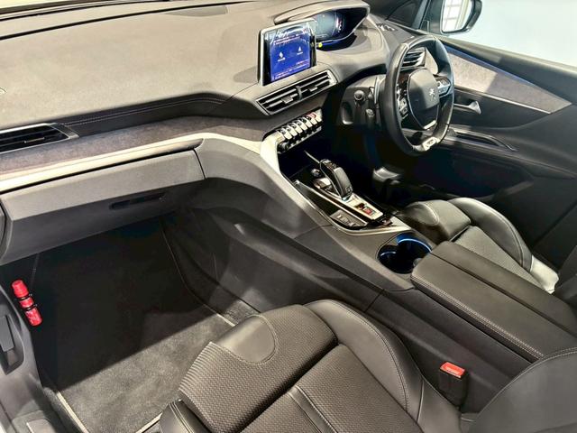 5008 GT ブルーHDi 禁煙車 メーカーDA バックカメラ ETC クルコン オートハイビーム LED パワーバックドア パワーシート パノラミックサンルーフ BSM パドルシフト コーナーセンサー シートヒーター(55枚目)