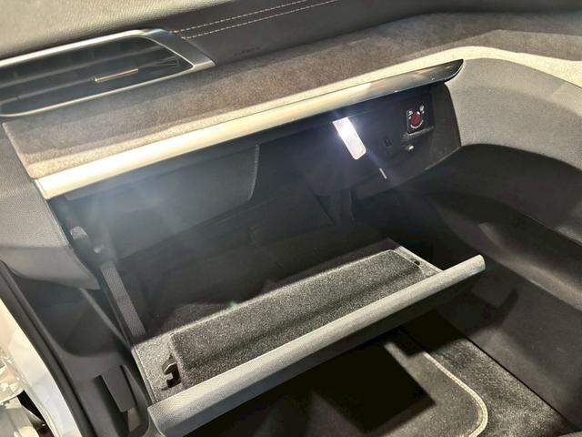 5008 GT ブルーHDi 禁煙車 メーカーDA バックカメラ ETC クルコン オートハイビーム LED パワーバックドア パワーシート パノラミックサンルーフ BSM パドルシフト コーナーセンサー シートヒーター(57枚目)