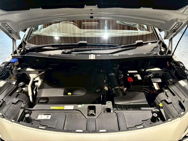 5008 GT ブルーHDi 禁煙車 メーカーDA バックカメラ ETC クルコン オートハイビーム LED パワーバックドア パワーシート パノラミックサンルーフ BSM パドルシフト コーナーセンサー シートヒーター(80枚目)