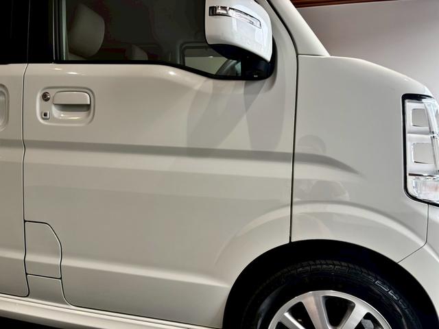 エブリイワゴン ＰＺターボスペシャル　禁煙車　ハイルーフ　社外ナビ　バックカメラ　両側電動スライドドア　オートライト　ＨＩＤヘッドライト　電格ミラー　コーナーセンサー　ＵＳＢ　オートステップ　ＣＤ　ＤＶＤ　Ｂｌｕｅｔｏｏｔｈ（15枚目）