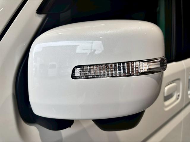 エブリイワゴン ＰＺターボスペシャル　禁煙車　ハイルーフ　社外ナビ　バックカメラ　両側電動スライドドア　オートライト　ＨＩＤヘッドライト　電格ミラー　コーナーセンサー　ＵＳＢ　オートステップ　ＣＤ　ＤＶＤ　Ｂｌｕｅｔｏｏｔｈ（17枚目）