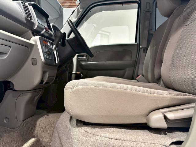 エブリイワゴン ＰＺターボスペシャル　禁煙車　ハイルーフ　社外ナビ　バックカメラ　両側電動スライドドア　オートライト　ＨＩＤヘッドライト　電格ミラー　コーナーセンサー　ＵＳＢ　オートステップ　ＣＤ　ＤＶＤ　Ｂｌｕｅｔｏｏｔｈ（50枚目）