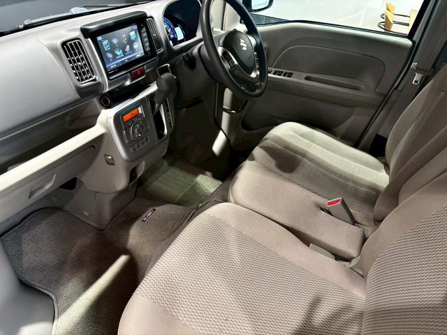 エブリイワゴン ＰＺターボスペシャル　禁煙車　ハイルーフ　社外ナビ　バックカメラ　両側電動スライドドア　オートライト　ＨＩＤヘッドライト　電格ミラー　コーナーセンサー　ＵＳＢ　オートステップ　ＣＤ　ＤＶＤ　Ｂｌｕｅｔｏｏｔｈ（51枚目）