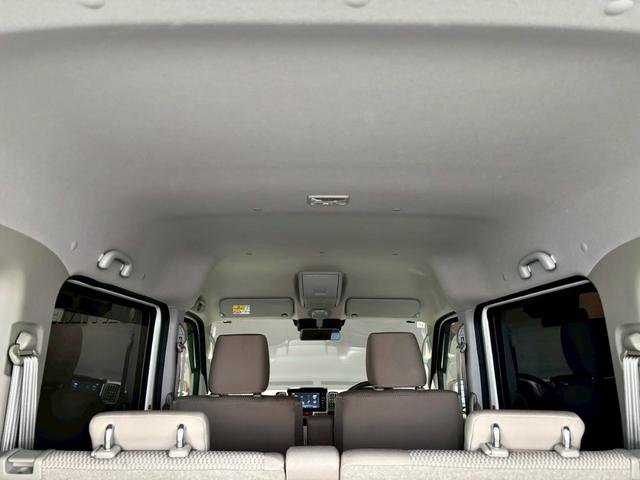 エブリイワゴン ＰＺターボスペシャル　禁煙車　ハイルーフ　社外ナビ　バックカメラ　両側電動スライドドア　オートライト　ＨＩＤヘッドライト　電格ミラー　コーナーセンサー　ＵＳＢ　オートステップ　ＣＤ　ＤＶＤ　Ｂｌｕｅｔｏｏｔｈ（62枚目）