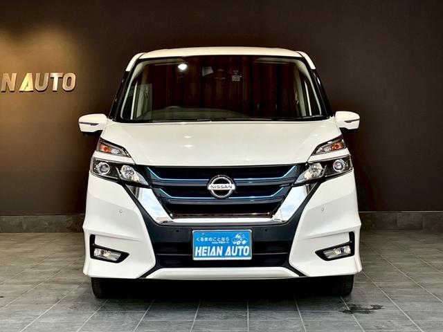 セレナ e-パワー ハイウェイスターV 禁煙車 純正ナビ 全方位モニター プロパイロット パーキングアシスト デジタルインナーミラー 両側電動スライドドア ETC ドラレコ シートヒーター ハンドルヒーター Bluetooth DVD CD(8枚目)