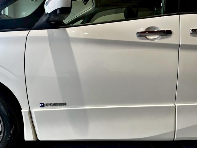 セレナ e-パワー ハイウェイスターV 禁煙車 純正ナビ 全方位モニター プロパイロット パーキングアシスト デジタルインナーミラー 両側電動スライドドア ETC ドラレコ シートヒーター ハンドルヒーター Bluetooth DVD CD(14枚目)