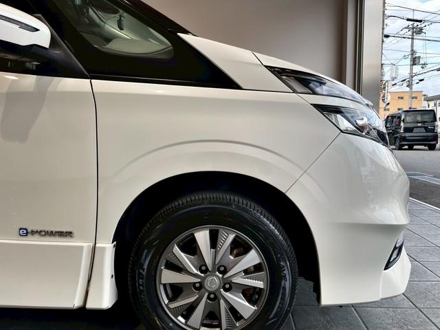 セレナ e-パワー ハイウェイスターV 禁煙車 純正ナビ 全方位モニター プロパイロット パーキングアシスト デジタルインナーミラー 両側電動スライドドア ETC ドラレコ シートヒーター ハンドルヒーター Bluetooth DVD CD(16枚目)