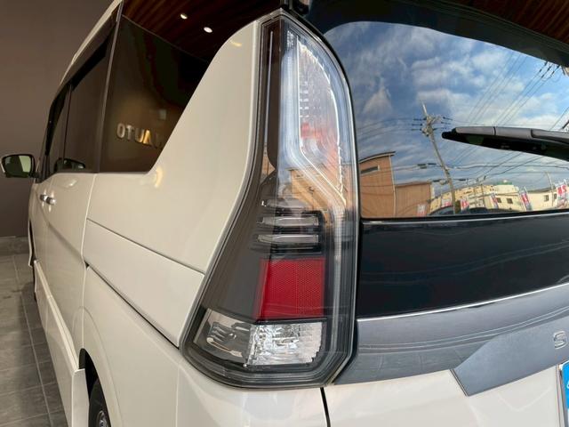 セレナ e-パワー ハイウェイスターV 禁煙車 純正ナビ 全方位モニター プロパイロット パーキングアシスト デジタルインナーミラー 両側電動スライドドア ETC ドラレコ シートヒーター ハンドルヒーター Bluetooth DVD CD(30枚目)