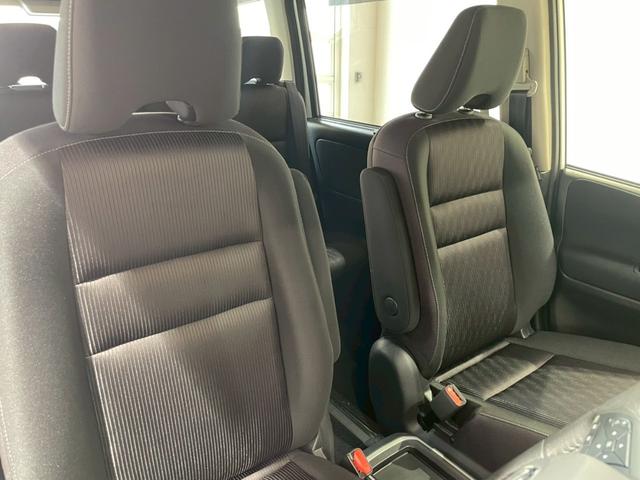 セレナ e-パワー ハイウェイスターV 禁煙車 純正ナビ 全方位モニター プロパイロット パーキングアシスト デジタルインナーミラー 両側電動スライドドア ETC ドラレコ シートヒーター ハンドルヒーター Bluetooth DVD CD(49枚目)