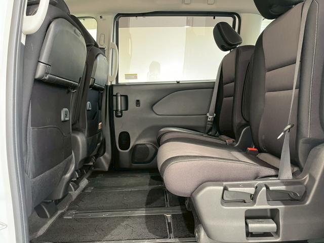 セレナ e-パワー ハイウェイスターV 禁煙車 純正ナビ 全方位モニター プロパイロット パーキングアシスト デジタルインナーミラー 両側電動スライドドア ETC ドラレコ シートヒーター ハンドルヒーター Bluetooth DVD CD(55枚目)