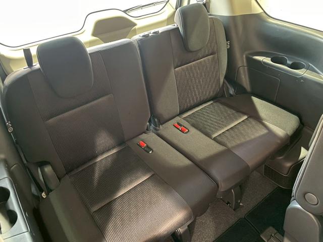 セレナ e-パワー ハイウェイスターV 禁煙車 純正ナビ 全方位モニター プロパイロット パーキングアシスト デジタルインナーミラー 両側電動スライドドア ETC ドラレコ シートヒーター ハンドルヒーター Bluetooth DVD CD(64枚目)