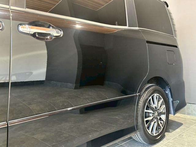 ヴォクシー ZS 煌II 禁煙車 外品ナビ バックカメラ ETC 柿本改社外マフラー 両側電動スライドドア オートハイビーム LED 電格ミラー HDMI フルセグTV CD DVD Bluetooth スマキー×2(15枚目)