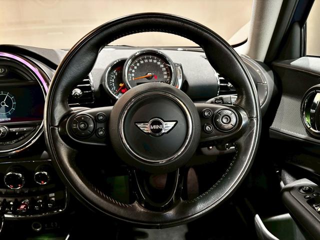ＭＩＮＩ クーパーＳ　クラブマン　禁煙車　メーカーナビ　バックカメラ　ＥＴＣ　クルコン　オートライト　ＬＥＤ　電格ミラー　コーナーセンサー　純正アルミホイール　Ｂｌｕｅｔｏｏｔｈ（30枚目）