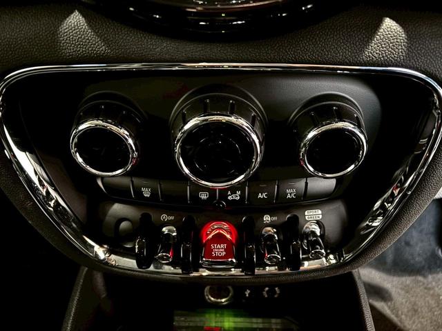ＭＩＮＩ クーパーＳ　クラブマン　禁煙車　メーカーナビ　バックカメラ　ＥＴＣ　クルコン　オートライト　ＬＥＤ　電格ミラー　コーナーセンサー　純正アルミホイール　Ｂｌｕｅｔｏｏｔｈ（36枚目）