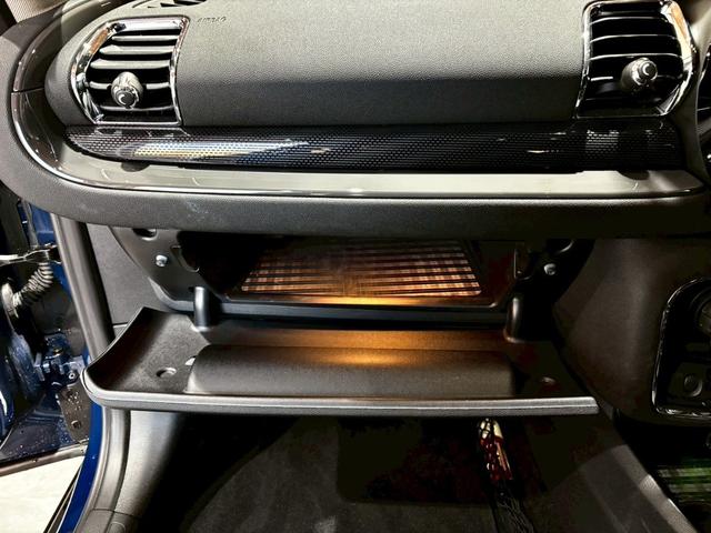 ＭＩＮＩ クーパーＳ　クラブマン　禁煙車　メーカーナビ　バックカメラ　ＥＴＣ　クルコン　オートライト　ＬＥＤ　電格ミラー　コーナーセンサー　純正アルミホイール　Ｂｌｕｅｔｏｏｔｈ（46枚目）
