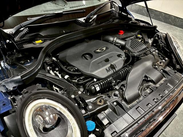 ＭＩＮＩ クーパーＳ　クラブマン　禁煙車　メーカーナビ　バックカメラ　ＥＴＣ　クルコン　オートライト　ＬＥＤ　電格ミラー　コーナーセンサー　純正アルミホイール　Ｂｌｕｅｔｏｏｔｈ（64枚目）
