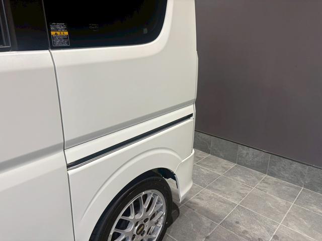 エブリイワゴン ＰＺターボスペシャル　ワンオーナー　禁煙車　ベッドキット　ロッドホルダー　ＢＢＳアルミホイール　外品ナビ　バックカメラ　ＥＴＣ　ドラレコ　スマホホルダー　両側電動スライドドア　外品マフラー　フルセグＴＶ　Ｂｌｕｅｔｏｏｔｈ（16枚目）