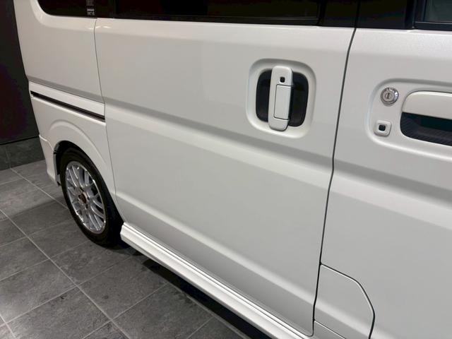 エブリイワゴン ＰＺターボスペシャル　ワンオーナー　禁煙車　ベッドキット　ロッドホルダー　ＢＢＳアルミホイール　外品ナビ　バックカメラ　ＥＴＣ　ドラレコ　スマホホルダー　両側電動スライドドア　外品マフラー　フルセグＴＶ　Ｂｌｕｅｔｏｏｔｈ（22枚目）