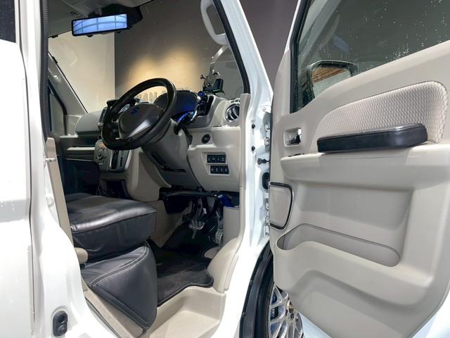 エブリイワゴン ＰＺターボスペシャル　ワンオーナー　禁煙車　ベッドキット　ロッドホルダー　ＢＢＳアルミホイール　外品ナビ　バックカメラ　ＥＴＣ　ドラレコ　スマホホルダー　両側電動スライドドア　外品マフラー　フルセグＴＶ　Ｂｌｕｅｔｏｏｔｈ（38枚目）