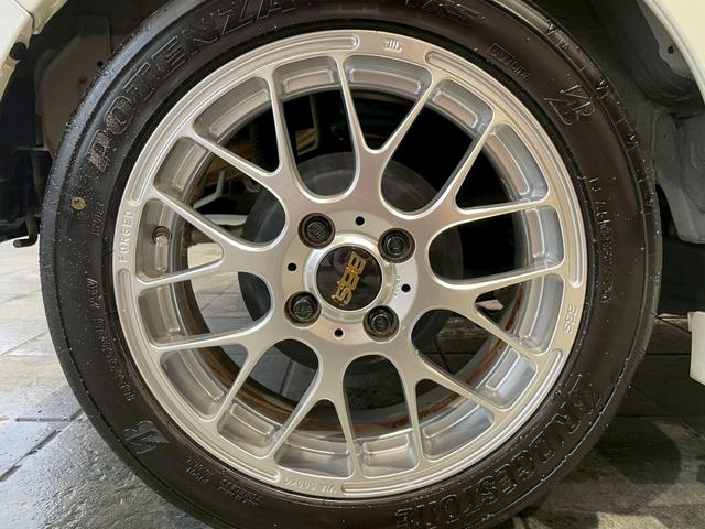 エブリイワゴン ＰＺターボスペシャル　ワンオーナー　禁煙車　ベッドキット　ロッドホルダー　ＢＢＳアルミホイール　外品ナビ　バックカメラ　ＥＴＣ　ドラレコ　スマホホルダー　両側電動スライドドア　外品マフラー　フルセグＴＶ　Ｂｌｕｅｔｏｏｔｈ（77枚目）