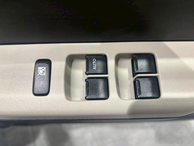 アルト Ｌ　禁煙車　オートライト　コーナーセンサー　シートヒーター　ＣＤチューナー　マット　バイザー　キーレス（34枚目）