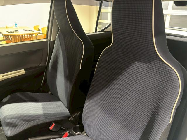 アルト Ｌ　禁煙車　オートライト　コーナーセンサー　シートヒーター　ＣＤチューナー　マット　バイザー　キーレス（49枚目）