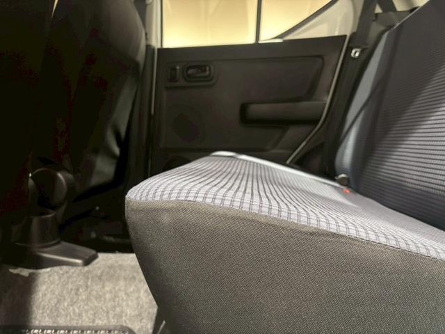 アルト Ｌ　禁煙車　オートライト　コーナーセンサー　シートヒーター　ＣＤチューナー　マット　バイザー　キーレス（51枚目）