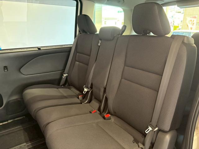 セレナ Ｘ　禁煙車　純正ナビ　後席モニター　全方位カメラ　デジタルインナーミラー　ＥＴＣ　クルーズコントロール　オートハイビーム　両側電動スライド　電格ミラー　ＣＤ　ＤＶＤ　Ｂｌｕｅｔｏｏｔｈ（68枚目）