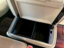 ロイヤルサルーン　禁煙車　メーカーナビ　バックカメラ　ＥＴＣ　ドラレコ　Ｂｌｕｅｔｏｏｔｈ　フルセグＴＶ　ＤＶＤ　ＣＤ　スマートキー　クルーズコントロール　パワーシート　シートヒーター　ＨＩＤヘッドライト　オートライト（49枚目）