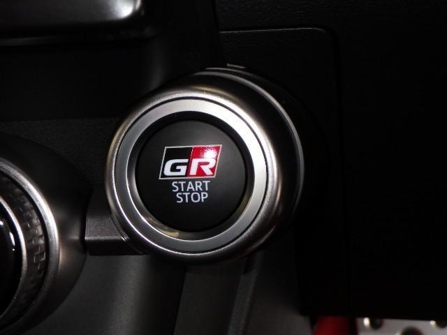 ＧＲ８６ ＲＺ　フルセグ　メモリーナビ　ＤＶＤ再生　ミュージックプレイヤー接続可　バックカメラ　衝突被害軽減システム　ＥＴＣ　ドラレコ　ＬＥＤヘッドランプ　ワンオーナー　フルエアロ　記録簿（18枚目）