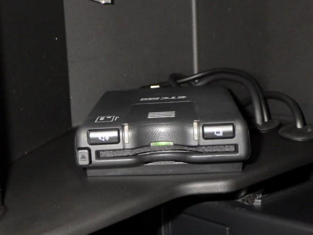 ＧＲ８６ ＲＺ　フルセグ　メモリーナビ　ＤＶＤ再生　ミュージックプレイヤー接続可　バックカメラ　衝突被害軽減システム　ＥＴＣ　ドラレコ　ＬＥＤヘッドランプ　ワンオーナー　フルエアロ　記録簿（22枚目）