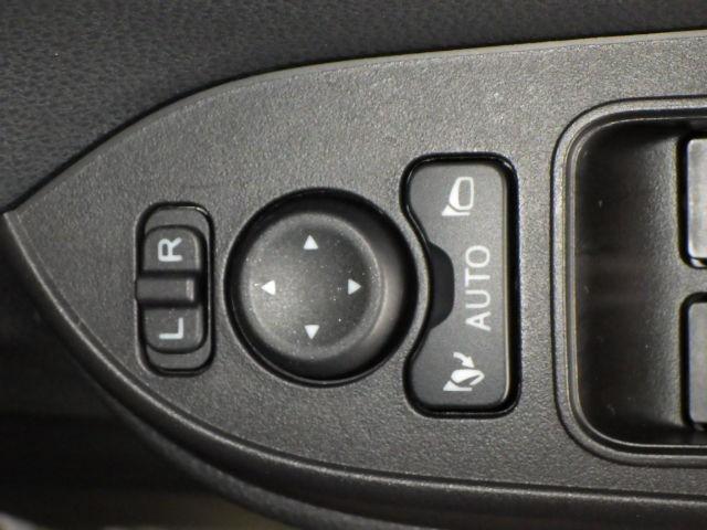 タント ファンクロスターボ　フルセグ　メモリーナビ　ＤＶＤ再生　ミュージックプレイヤー接続可　バックカメラ　衝突被害軽減システム　両側電動スライド　ＬＥＤヘッドランプ　フルエアロ　アイドリングストップ（18枚目）