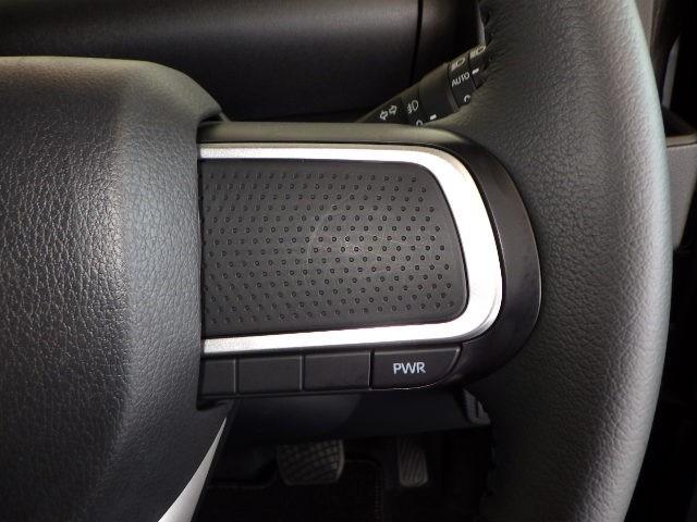 タント カスタムＲＳ　フルセグ　ミュージックプレイヤー接続可　バックカメラ　衝突被害軽減システム　両側電動スライド　ＬＥＤヘッドランプ　フルエアロ　アイドリングストップ（13枚目）