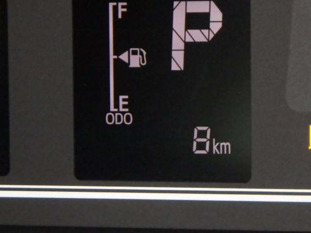 タント ファンクロスターボ　衝突被害軽減システム　両側電動スライド　ＬＥＤヘッドランプ　フルエアロ　アイドリングストップ（27枚目）