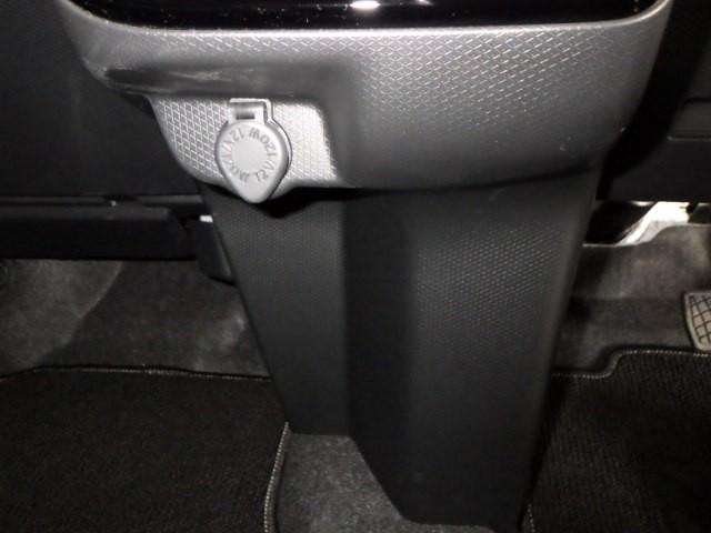 タント カスタムＸ　フルセグ　ミュージックプレイヤー接続可　バックカメラ　衝突被害軽減システム　両側電動スライド　ＬＥＤヘッドランプ　フルエアロ　アイドリングストップ（11枚目）