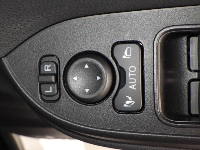 タント カスタムＸ　衝突被害軽減システム　両側電動スライド　ＬＥＤヘッドランプ　フルエアロ　アイドリングストップ（16枚目）