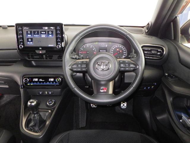 ＧＲヤリス ＲＺ　ハイパフォーマンス　４ＷＤ　メモリーナビ　ミュージックプレイヤー接続可　バックカメラ　衝突被害軽減システム　ＥＴＣ　ドラレコ　ＬＥＤヘッドランプ　アイドリングストップ（7枚目）