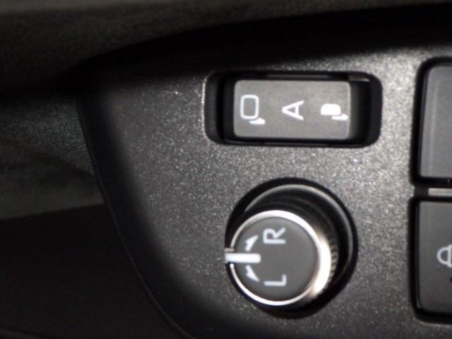 ＧＲヤリス ＲＺ　ハイパフォーマンス　４ＷＤ　メモリーナビ　ミュージックプレイヤー接続可　バックカメラ　衝突被害軽減システム　ＥＴＣ　ドラレコ　ＬＥＤヘッドランプ　アイドリングストップ（16枚目）