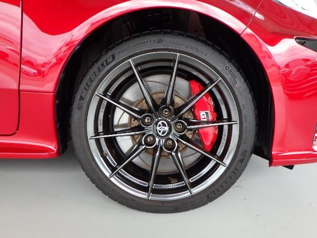 ＧＲヤリス ＲＺ　ハイパフォーマンス　４ＷＤ　メモリーナビ　ミュージックプレイヤー接続可　バックカメラ　衝突被害軽減システム　ＥＴＣ　ドラレコ　ＬＥＤヘッドランプ　アイドリングストップ（24枚目）