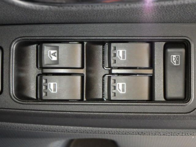 タント カスタムＲＳ　フルセグ　メモリーナビ　ＤＶＤ再生　ミュージックプレイヤー接続可　バックカメラ　衝突被害軽減システム　ＥＴＣ　ドラレコ　両側電動スライド　ＬＥＤヘッドランプ　フルエアロ　アイドリングストップ（19枚目）