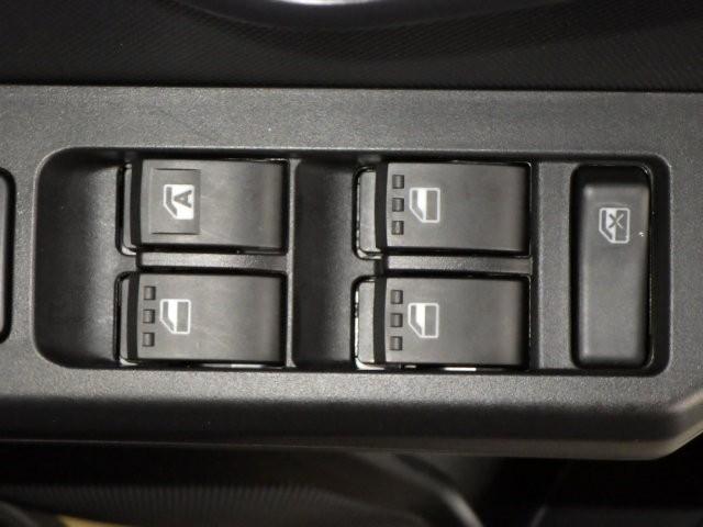 タフト Ｇターボ　ダーククロムベンチャー　サンルーフ　衝突被害軽減システム　ＬＥＤヘッドランプ　アイドリングストップ（17枚目）