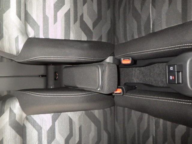 タフト Ｇターボ　ダーククロムベンチャー　サンルーフ　衝突被害軽減システム　ＬＥＤヘッドランプ　アイドリングストップ（19枚目）