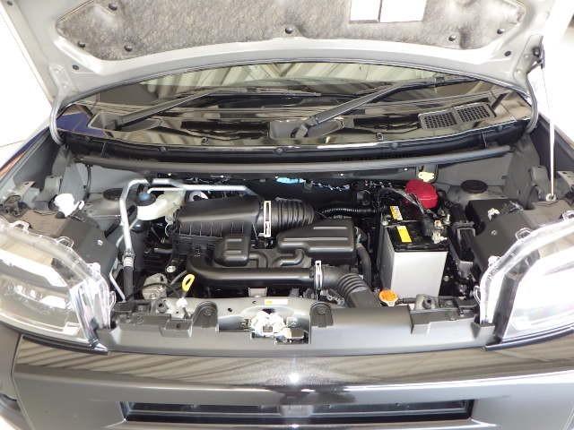 タフト Ｇ　ダーククロムベンチャー　サンルーフ　４ＷＤ　衝突被害軽減システム　ＬＥＤヘッドランプ　アイドリングストップ（6枚目）