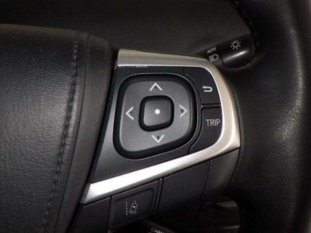 エスティマ アエラス　プレミアム　フルセグ　メモリーナビ　ＤＶＤ再生　ミュージックプレイヤー接続可　バックカメラ　衝突被害軽減システム　ＥＴＣ　ドラレコ　両側電動スライド　ＬＥＤヘッドランプ　乗車定員７人　３列シート　ワンオーナー（15枚目）