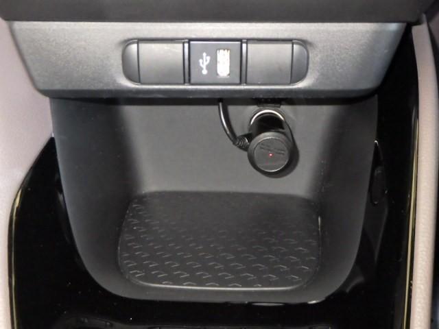 ヤリス Ｇ　ミュージックプレイヤー接続可　バックカメラ　衝突被害軽減システム　ドラレコ　ＬＥＤヘッドランプ（10枚目）