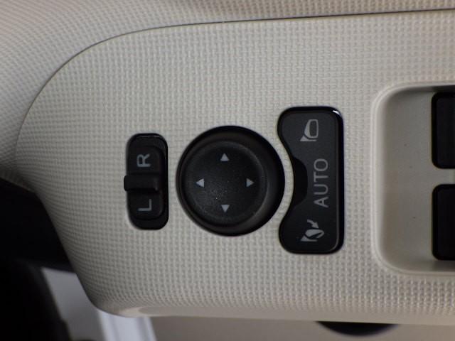 ムーヴキャンバス ストライプスＧ　衝突被害軽減システム　両側電動スライド　ＬＥＤヘッドランプ　アイドリングストップ（16枚目）