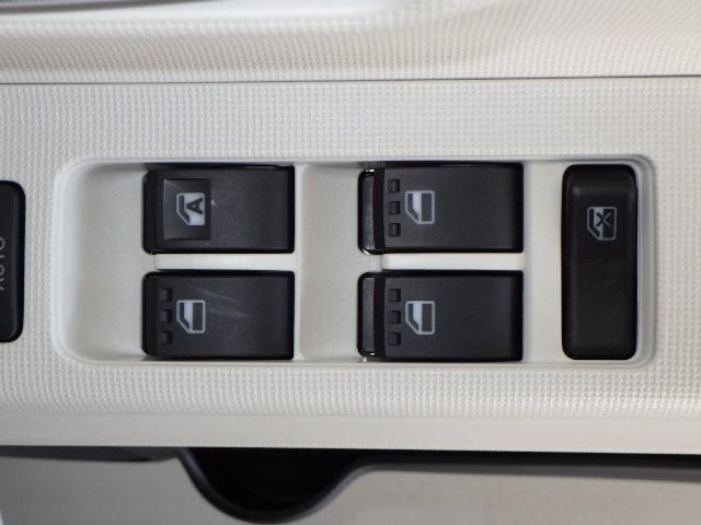 ムーヴキャンバス ストライプスＧ　衝突被害軽減システム　両側電動スライド　ＬＥＤヘッドランプ　アイドリングストップ（17枚目）